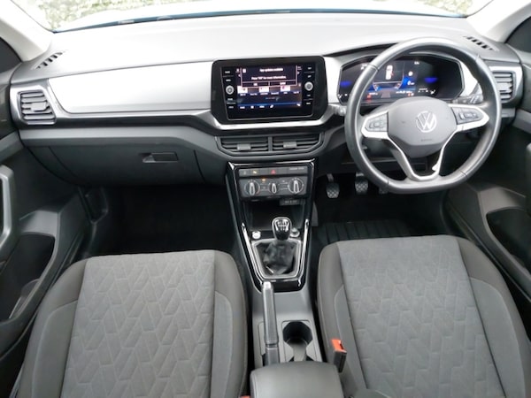 Used Volkswagen T-Cross 2024 for sale - 76310211: Photo 2