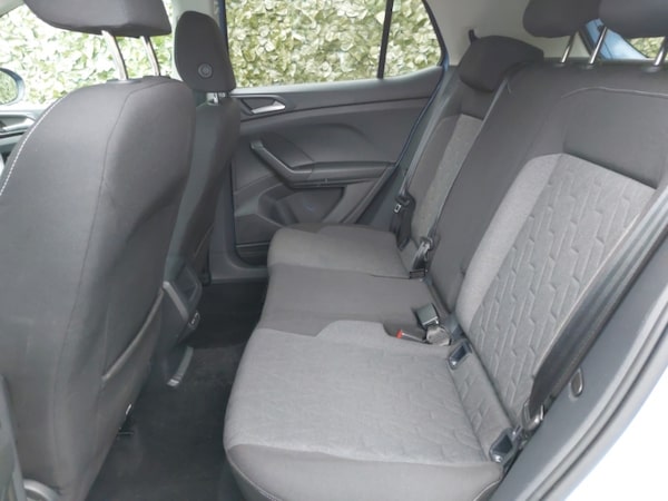 Used Volkswagen T-Cross 2024 for sale - 76310211: Photo 6