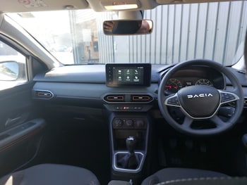 Used Dacia Sandero Stepway 2023 for sale - 79432440: Photo