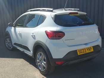 Used Dacia Sandero Stepway 2023 for sale - 79432440: Photo