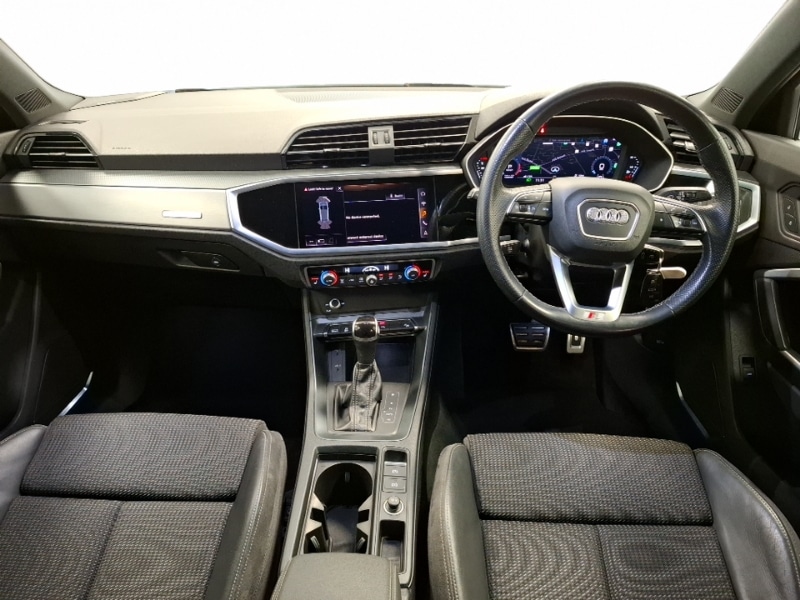 Used Audi Q3 2021 for sale - 77299073: Photo 2