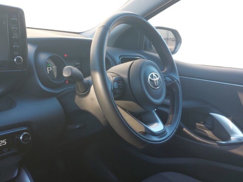 Used Toyota Yaris 2022 for sale - 77312056: Photo 11