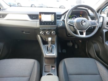 Used Renault Captur 2023 for sale - 78635441: Photo