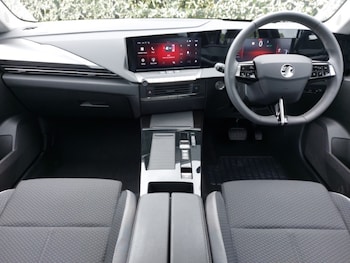 Used Vauxhall Astra 2024 for sale - 78902598: Photo