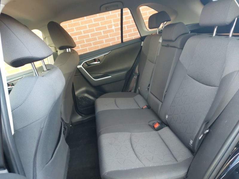 Used Toyota RAV4 2022 for sale - 76700340: Photo 6