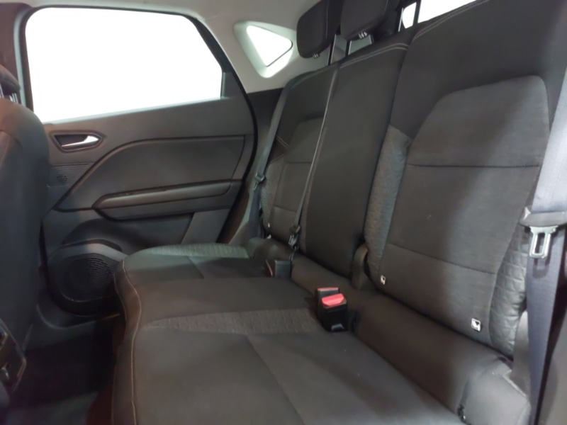 Used Renault Captur 2023 for sale - 77732068: Photo 6