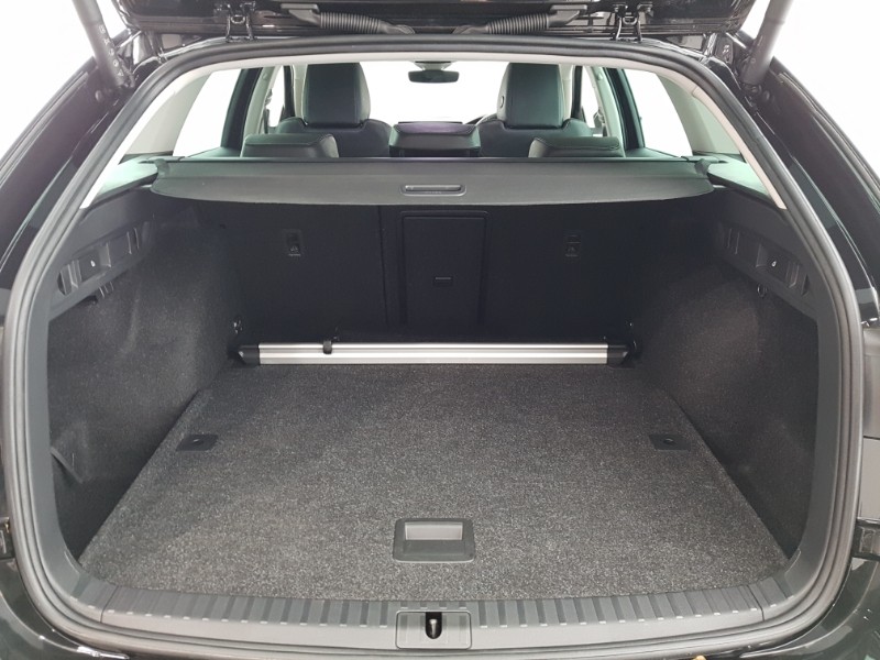 Used Skoda Octavia 2024 for sale - 76726605: Photo 8