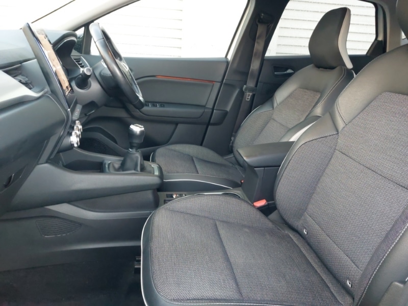 Used Renault Captur 2020 for sale - 77142686: Photo 5