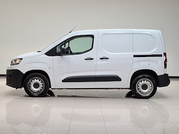 Used Citroen Berlingo 2024 for sale - 76160131: Photo 4