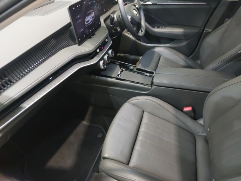 Used Skoda Superb 2024 for sale - 76347962: Photo 5