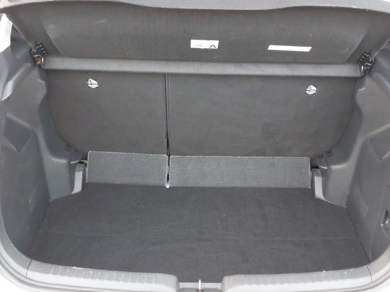 Used Toyota Yaris 2021 for sale - 77922933: Photo 8