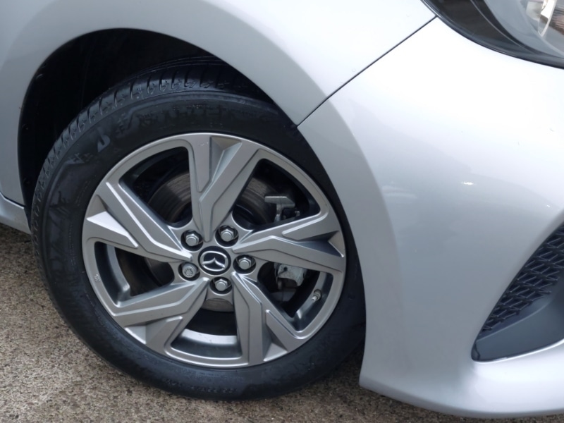 Used Mazda Mazda2 HYBRID 2024 for sale - 77922960: Photo 9