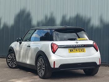 Used MINI Cooper 2024 for sale - 79721998: Photo
