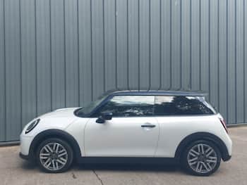 Used MINI Cooper 2024 for sale - 79721998: Photo