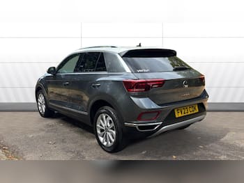 Used Volkswagen T-Roc 2023 for sale - 79653062: Photo