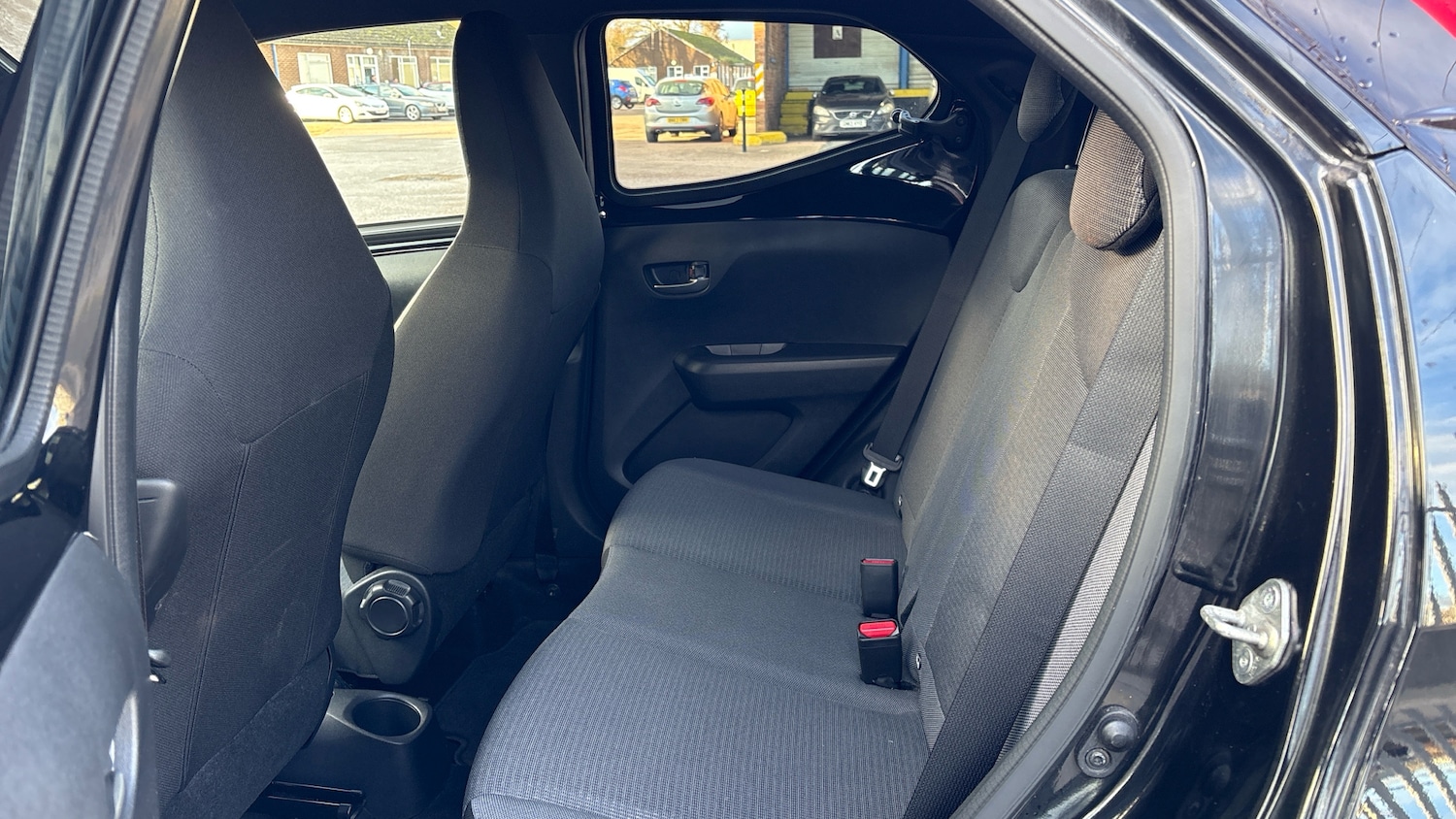 Used Toyota AYGO 2021 for sale - 77026051: Photo 16