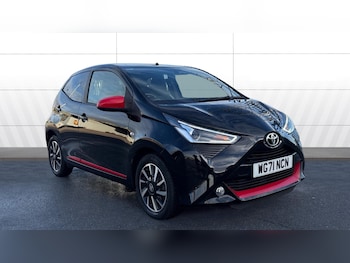 2021 (71) - 1.0 VVT-i X-Trend TSS 5dr Petrol Hatchback