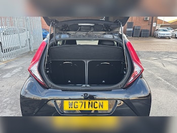 Used Toyota AYGO 2021 for sale - 77026051: Photo