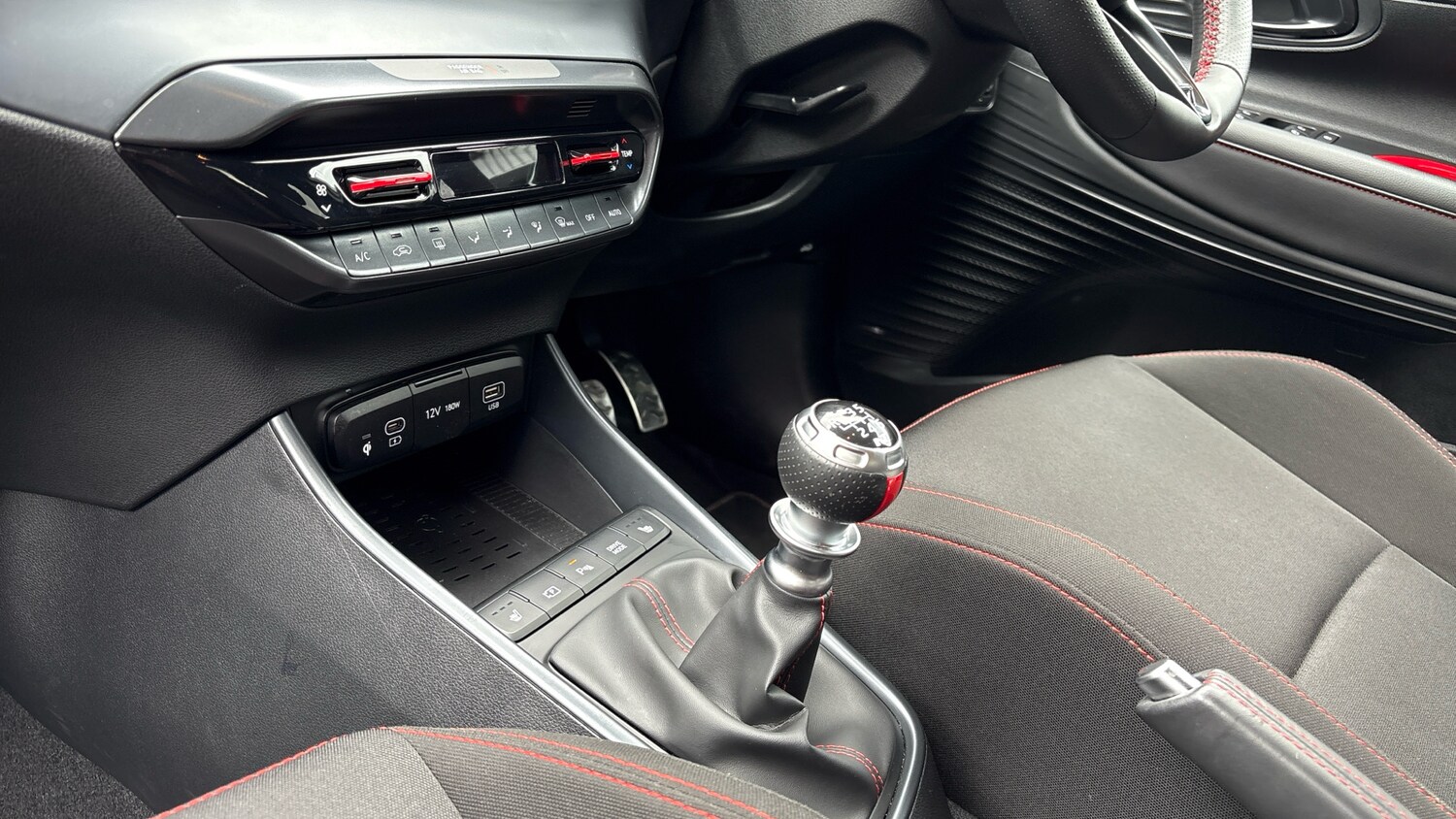 2024 Hyundai i20 1.0T GDi N Line S 5dr Petrol Hatchback Hatchback Petrol Manual - Picture 13 of 24