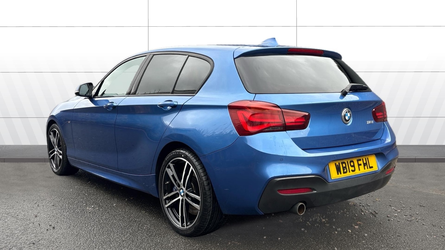Used BMW 1 Series 2019 for sale - 76504336: Photo 2