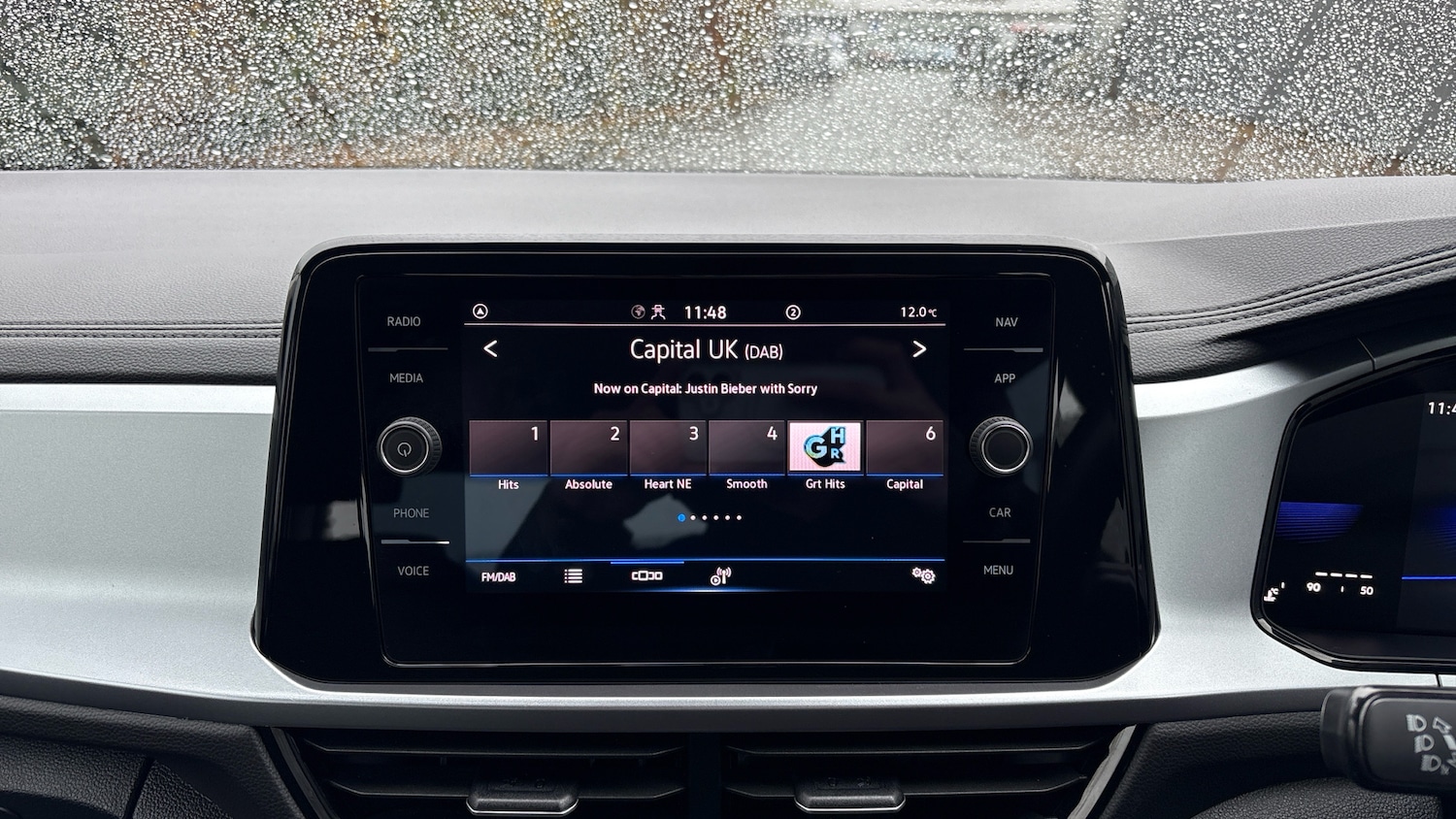 Used Volkswagen T-Roc 2023 for sale - 76784835: Photo 33