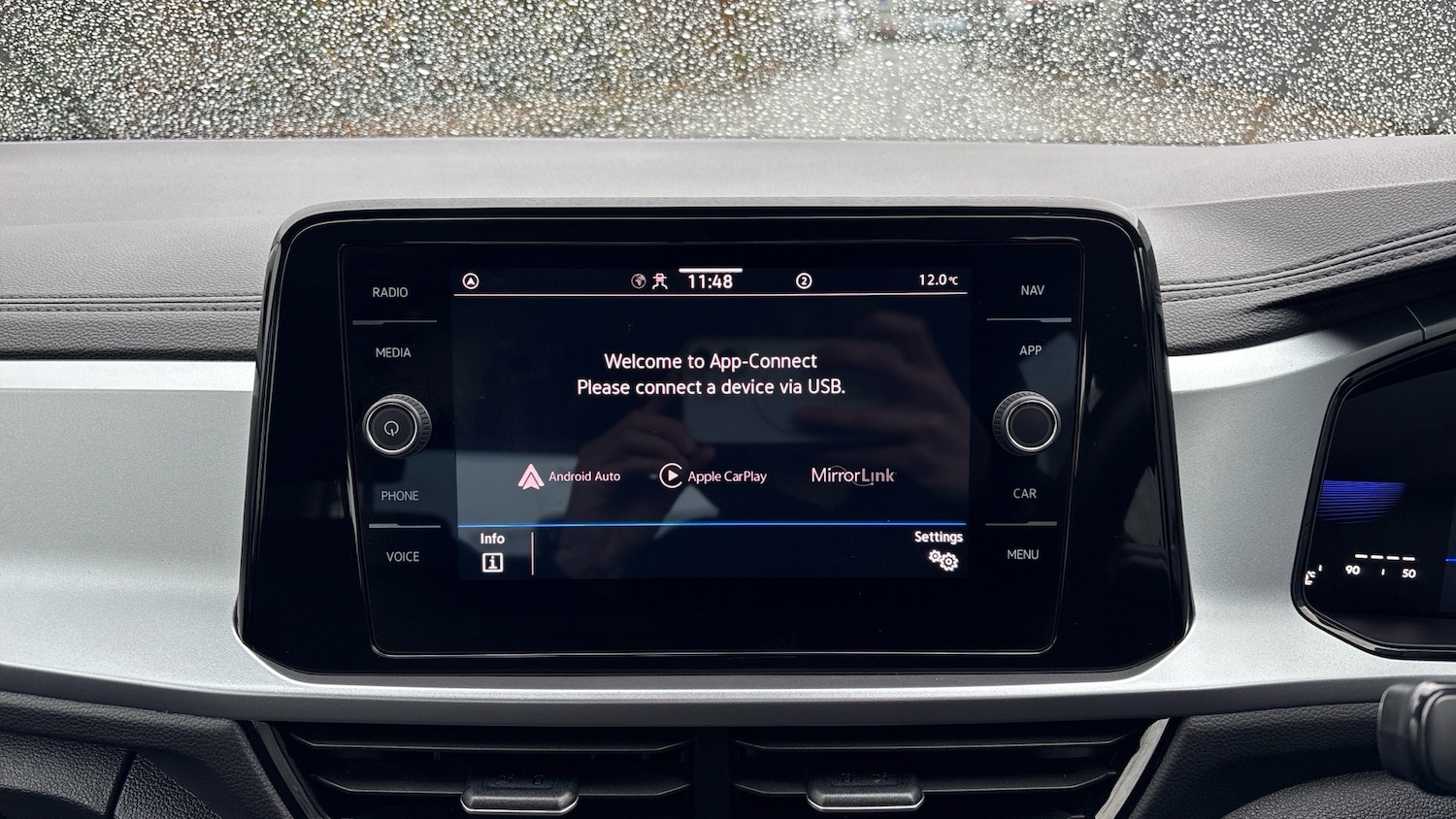 Used Volkswagen T-Roc 2023 for sale - 76784835: Photo 35