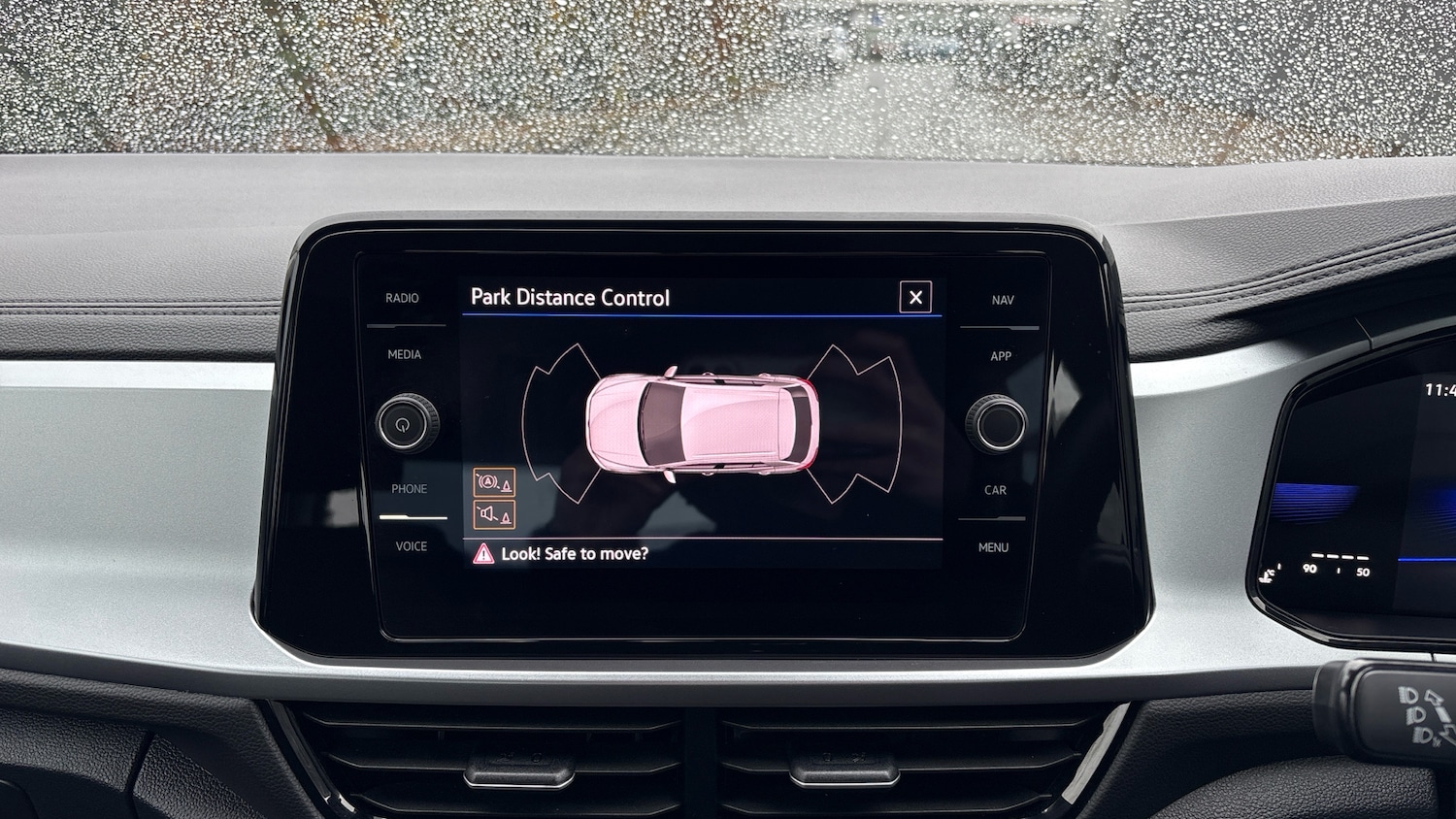 Used Volkswagen T-Roc 2023 for sale - 76784835: Photo 36