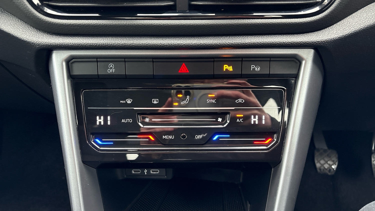 Used Volkswagen T-Roc 2023 for sale - 76784835: Photo 38