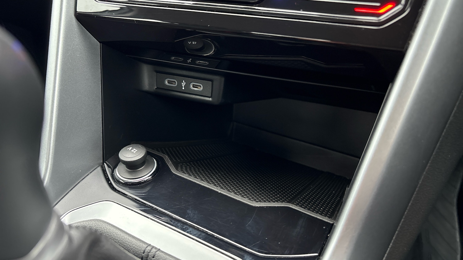 Used Volkswagen T-Roc 2023 for sale - 76784835: Photo 39