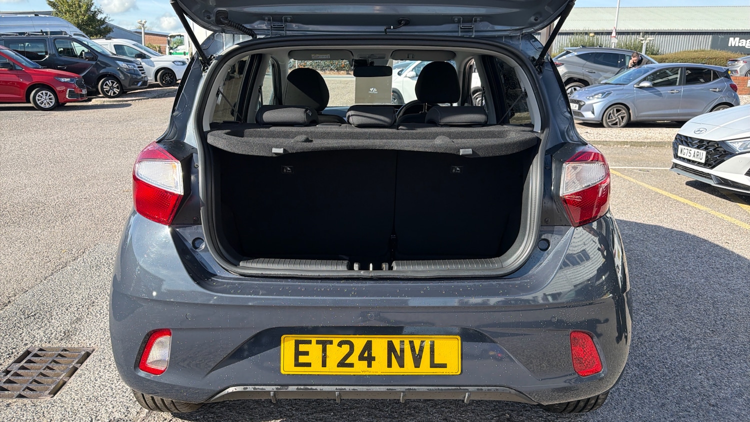 Used Hyundai i10 2024 for sale - 76067442: Photo 4