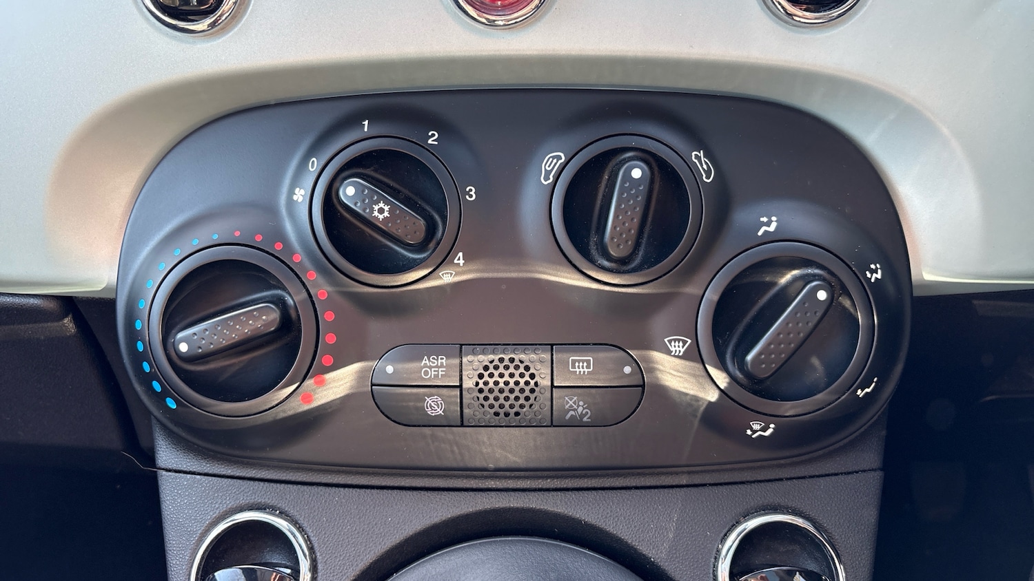 Used Fiat 500 2023 for sale - 78150502: Photo 34