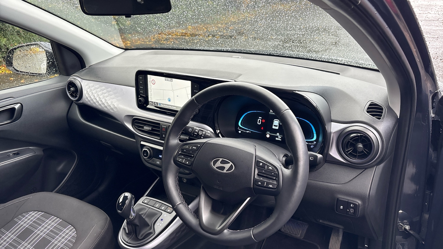 Used Hyundai i10 2024 for sale - 76357752: Photo 11