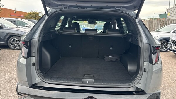 Used Hyundai TUCSON 2025 for sale - 76159946: Photo 4