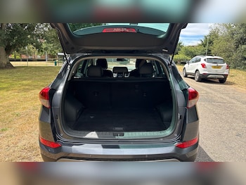 Used Hyundai TUCSON 2017 for sale - 78980889: Photo