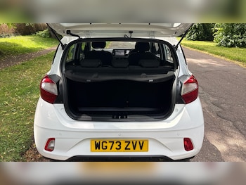 Used Hyundai i10 2023 for sale - 78885193: Photo