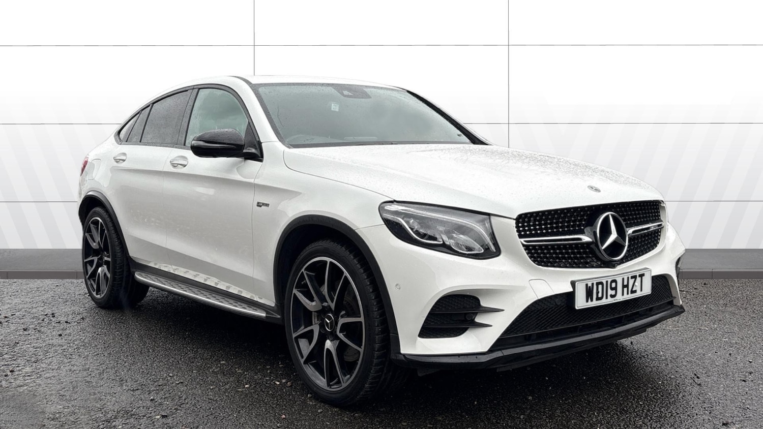Used Mercedes-Benz GLC 2019 for sale - 76904854: Photo 1