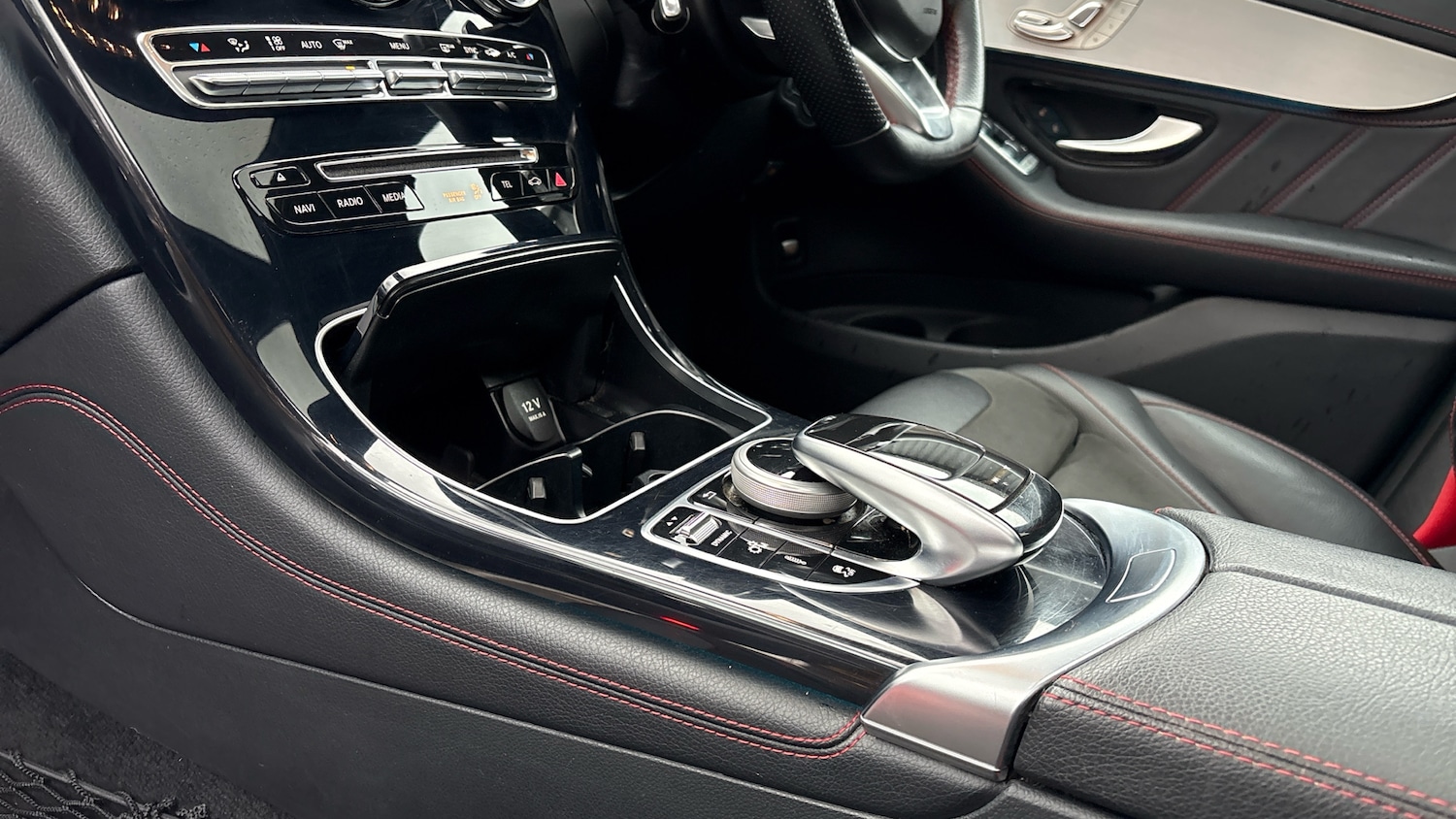 Used Mercedes-Benz GLC 2019 for sale - 76904854: Photo 13