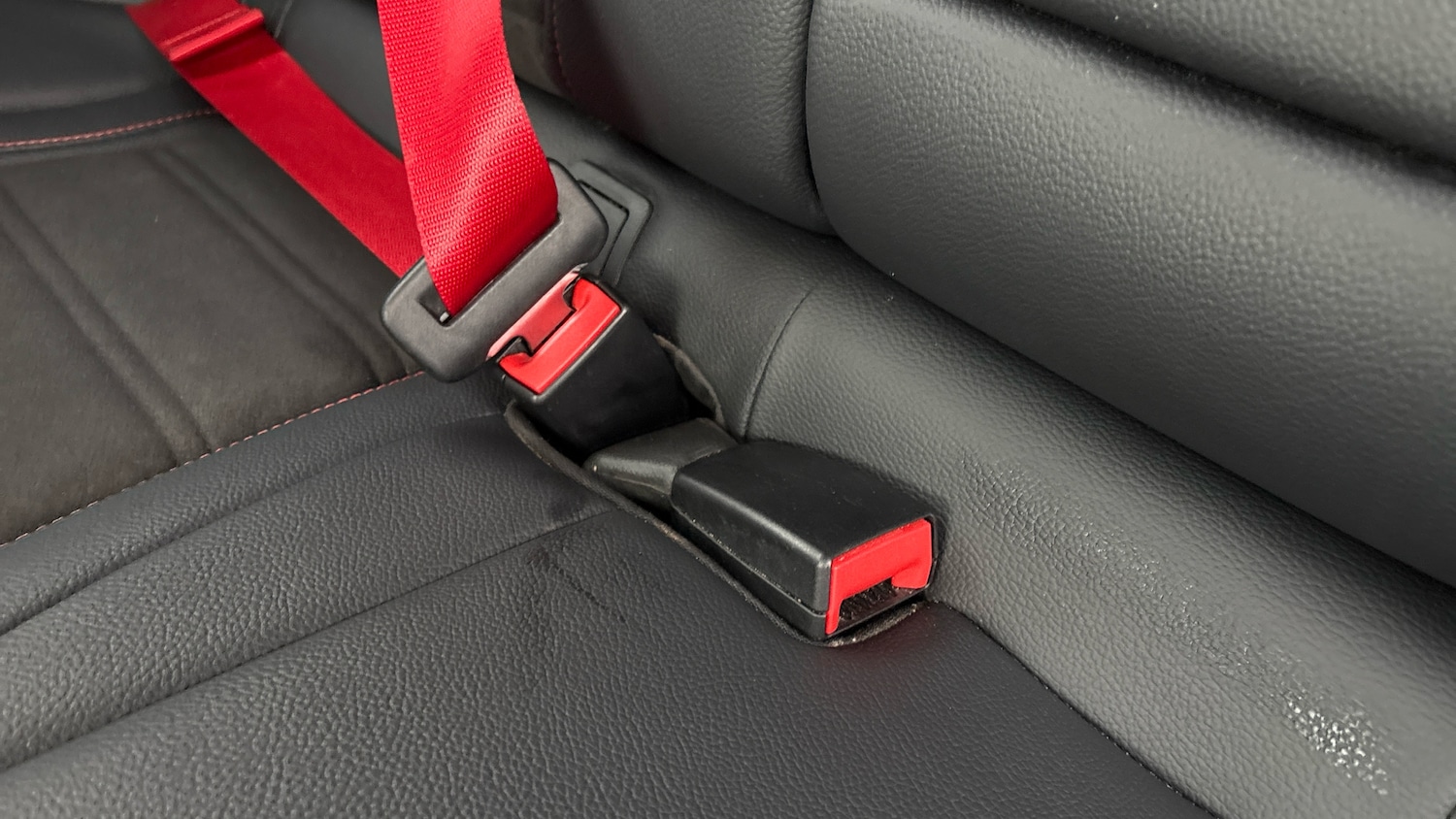 Used Mercedes-Benz GLC 2019 for sale - 76904854: Photo 17