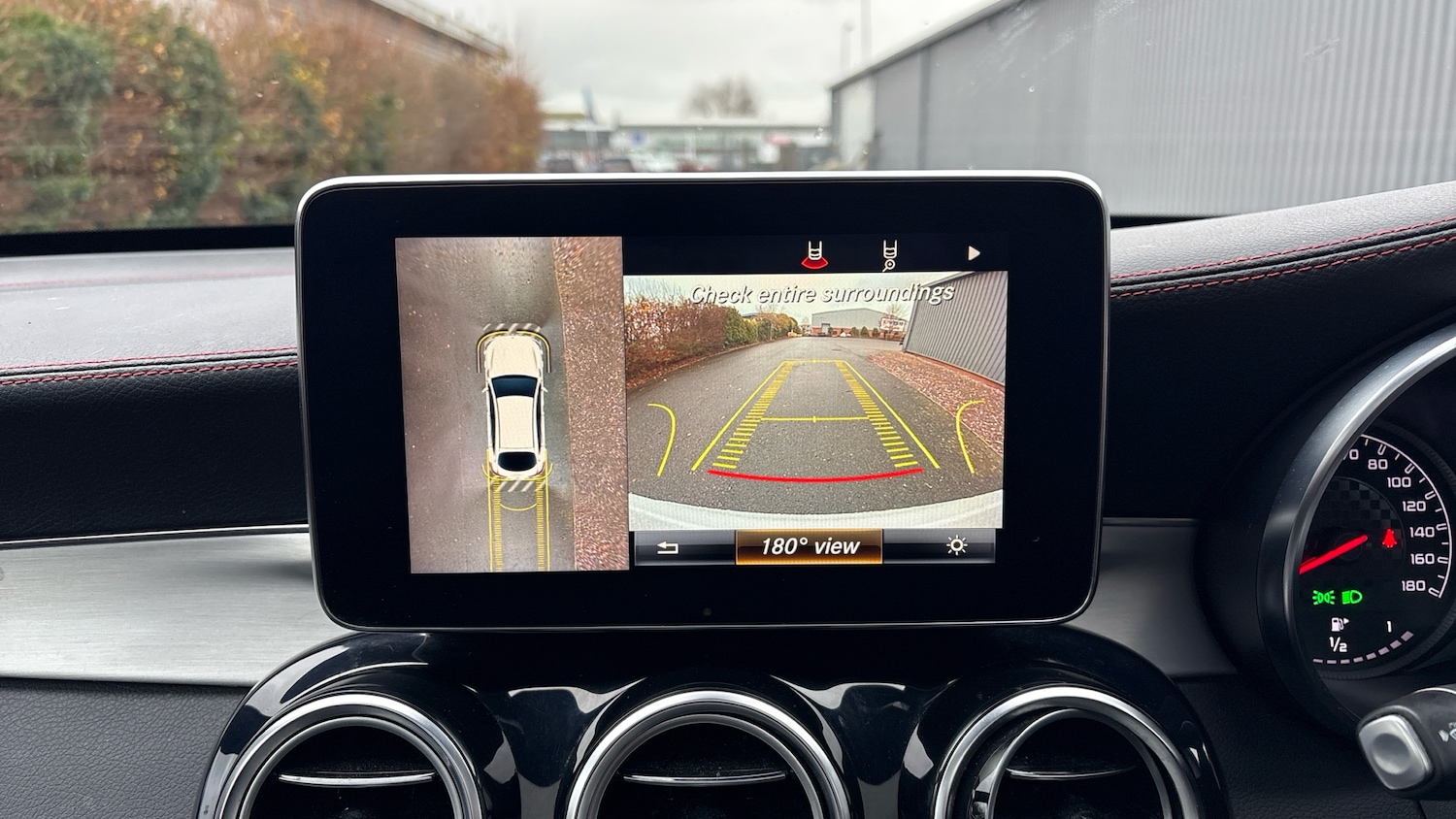 Used Mercedes-Benz GLC 2019 for sale - 76904854: Photo 39