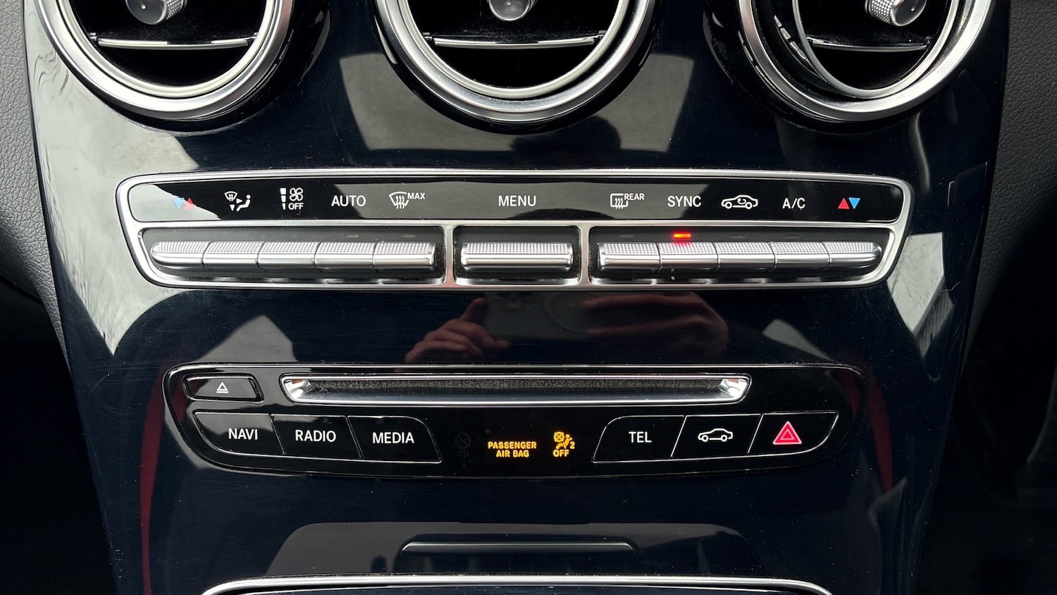 Used Mercedes-Benz GLC 2019 for sale - 76904854: Photo 40