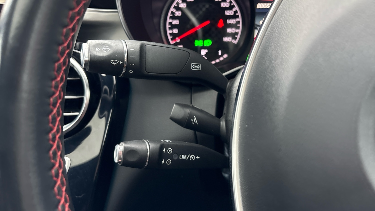 Used Mercedes-Benz GLC 2019 for sale - 76904854: Photo 46