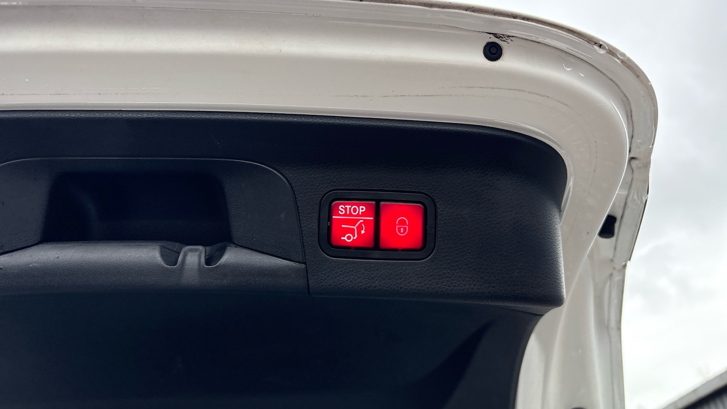 Used Mercedes-Benz GLC 2019 for sale - 76904854: Photo 57