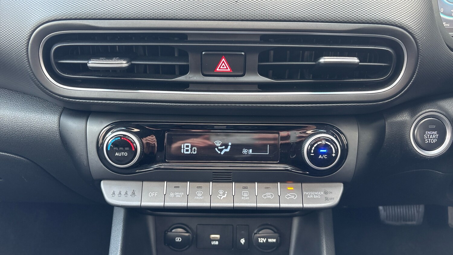 Used Hyundai KONA 2023 for sale - 75903888: Photo 35