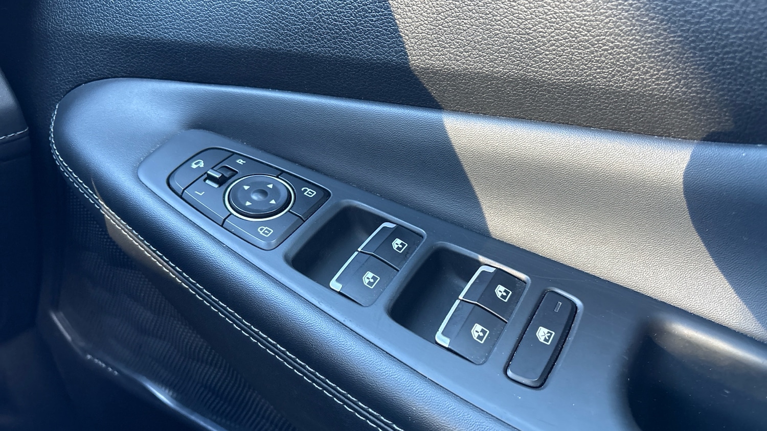 Used Hyundai Santa Fe 2021 for sale - 76908481: Photo 47