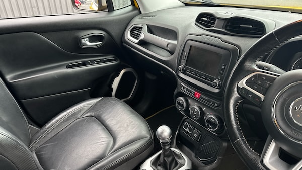 Used Jeep Renegade 2019 for sale - 76064077: Photo 14