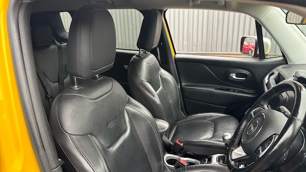 Used Jeep Renegade 2019 for sale - 76064077: Photo 33