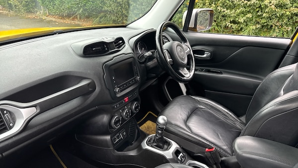 Used Jeep Renegade 2019 for sale - 76064077: Photo 9