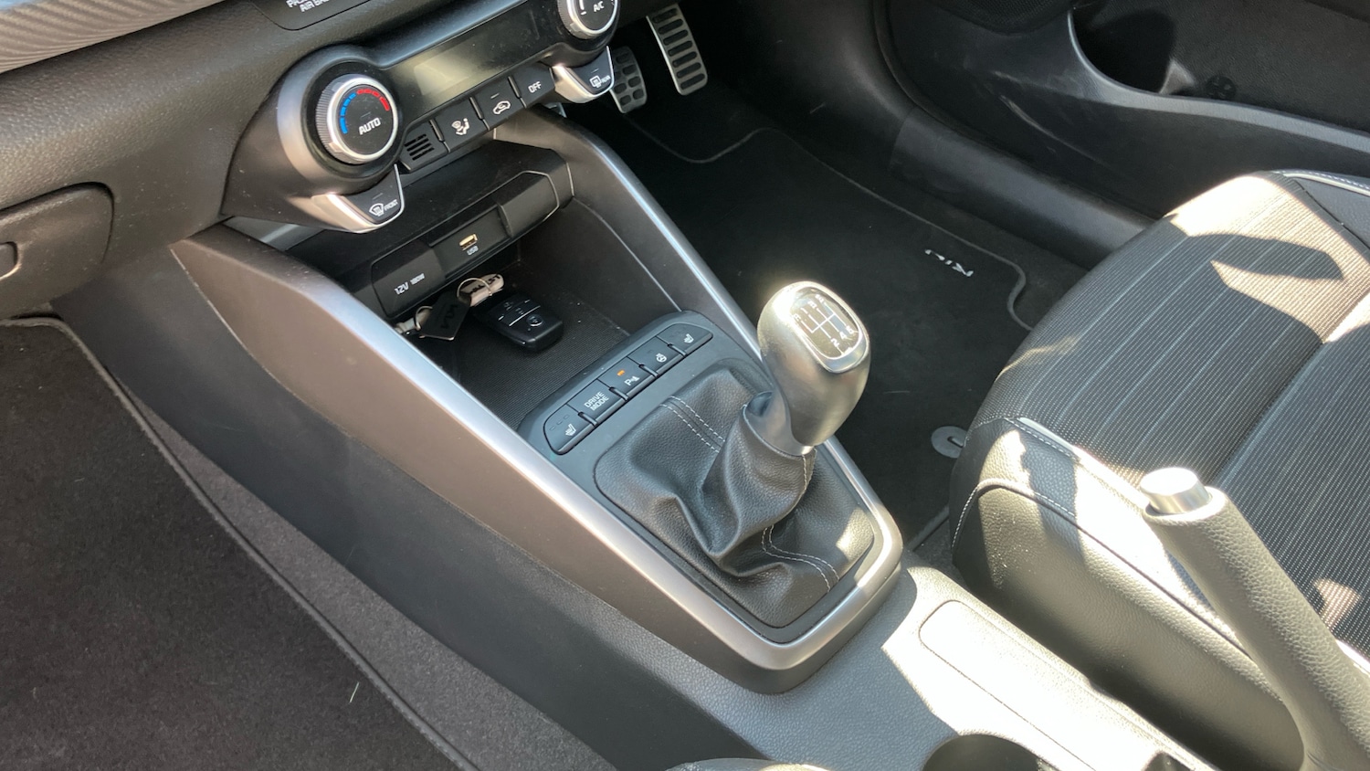 Used Kia Rio 2023 for sale - 76650953: Photo 13