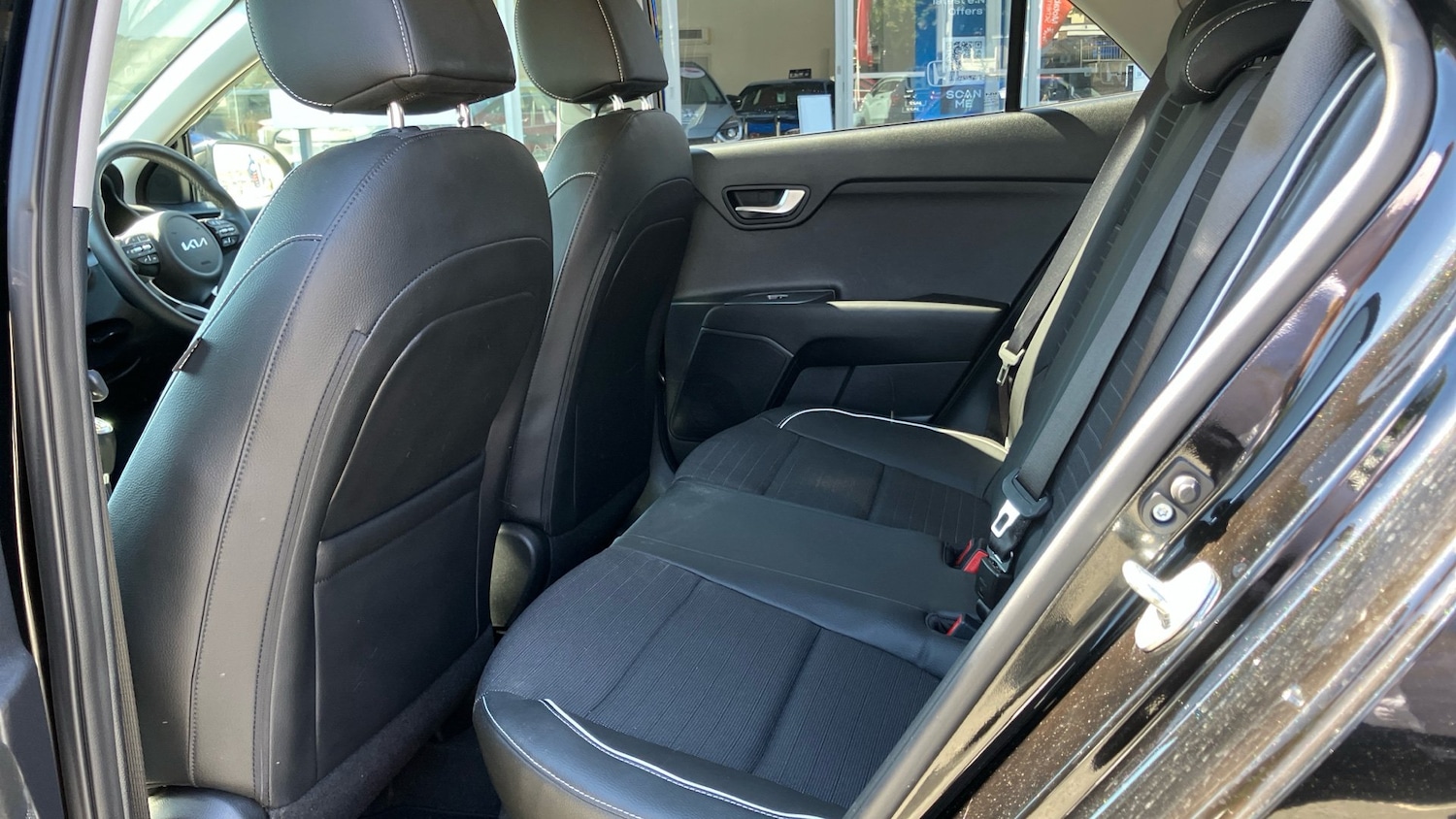 Used Kia Rio 2023 for sale - 76650953: Photo 16