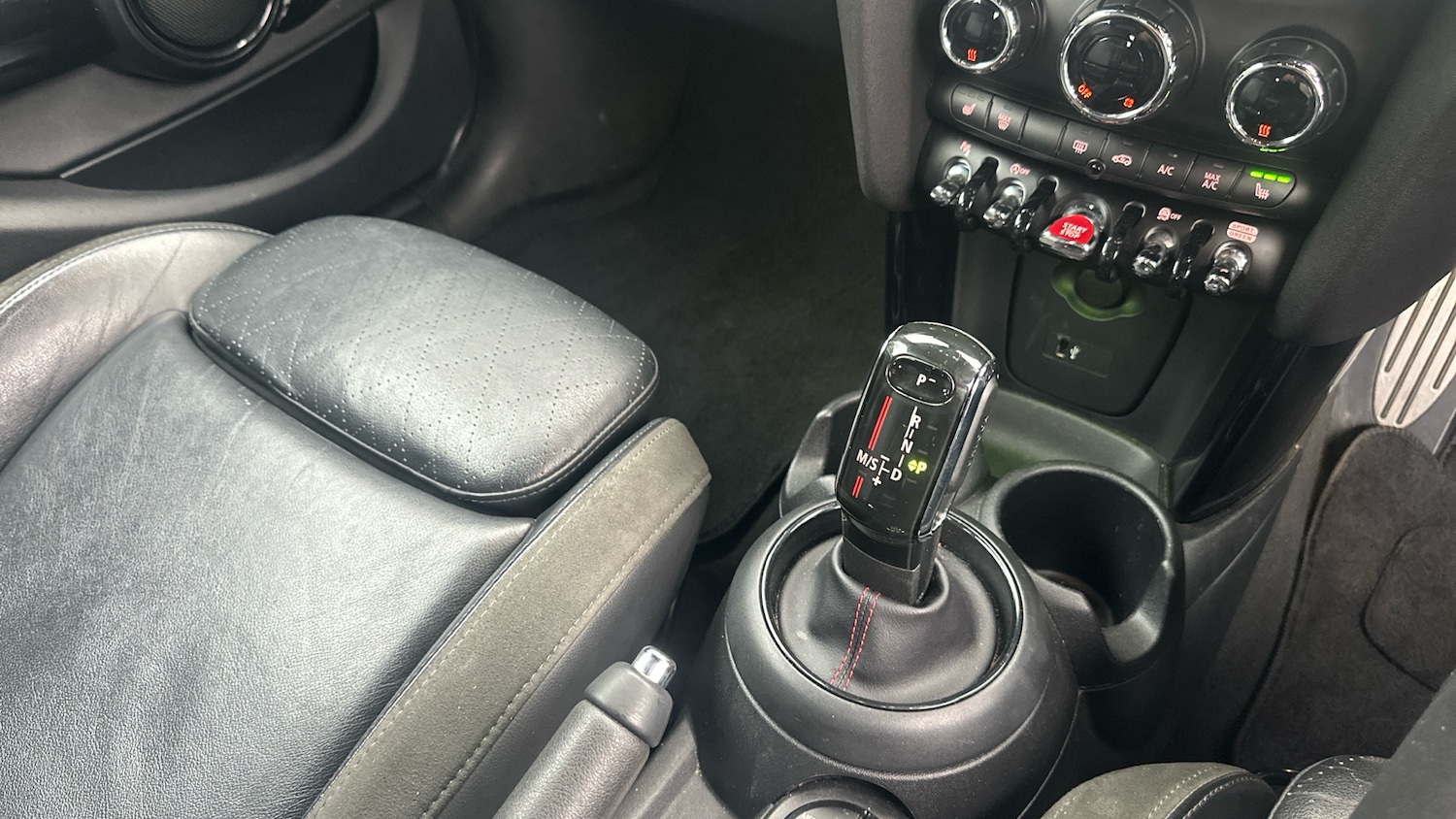 Used MINI Hatch 2019 for sale - 76113811: Photo 13